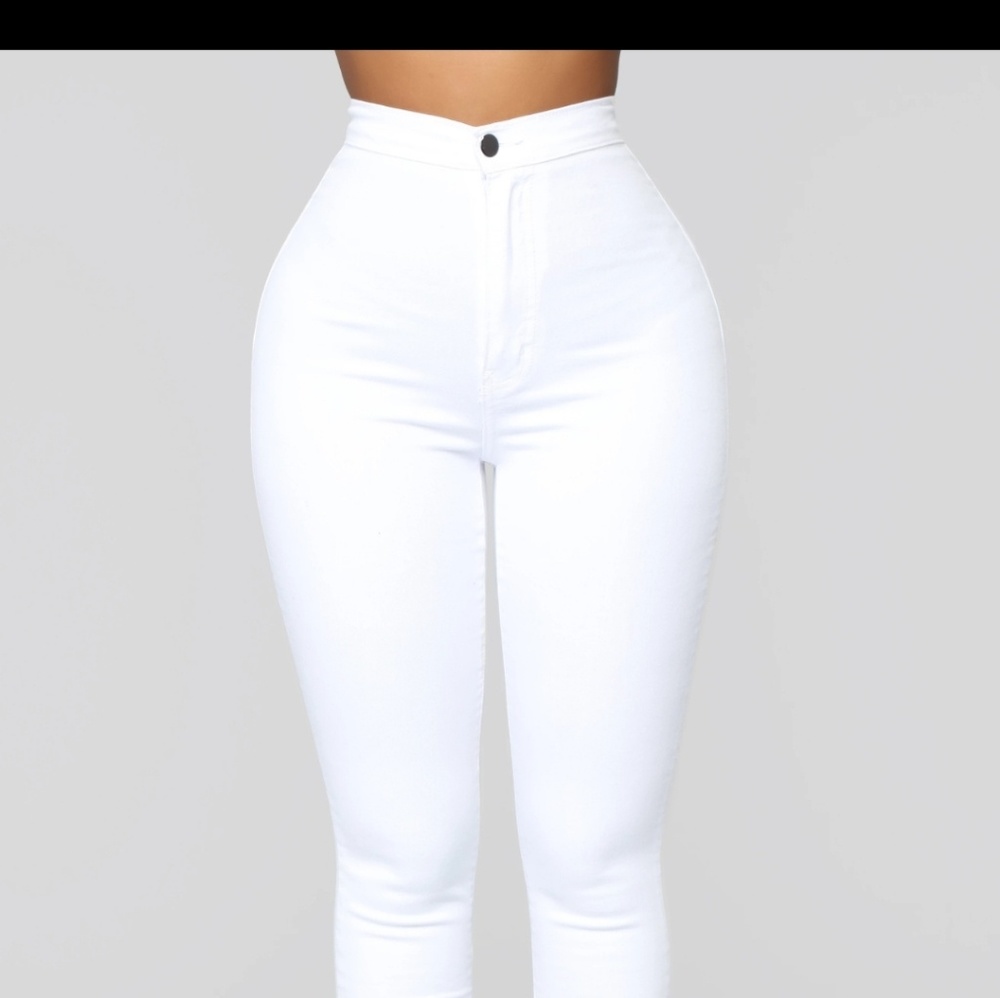 **SOLD**Fashion Nova Super High Waist Skinny Jeans
